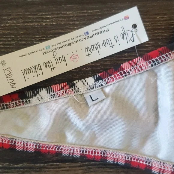 NWT Fresh Peaches Red and Black Plaid Bikini Top Size L - Picture 3 of 4